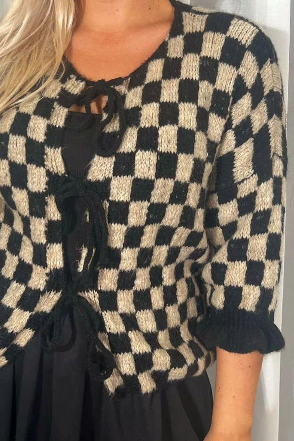 Cardigan noué à carreaux avec épaules tombantes et manches à volants Double Take