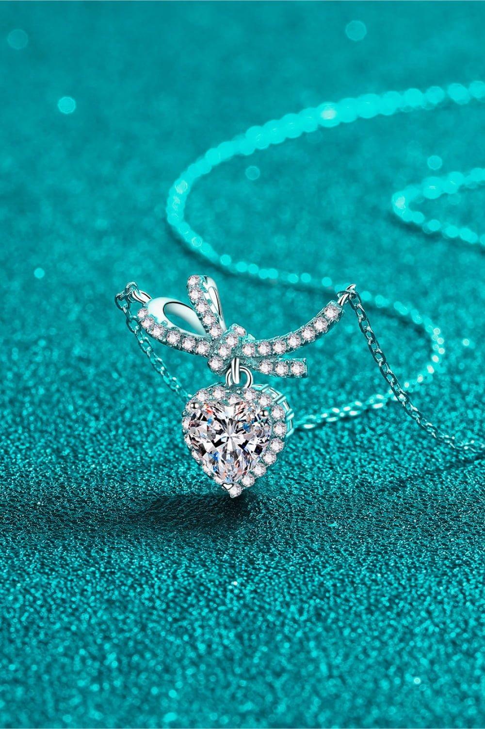 1 Carat Moissanite Heart Pendant Necklace - Admiresty
