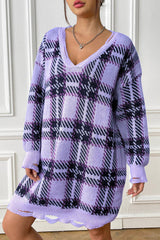 Robe pull à carreaux et col en V à manches longues