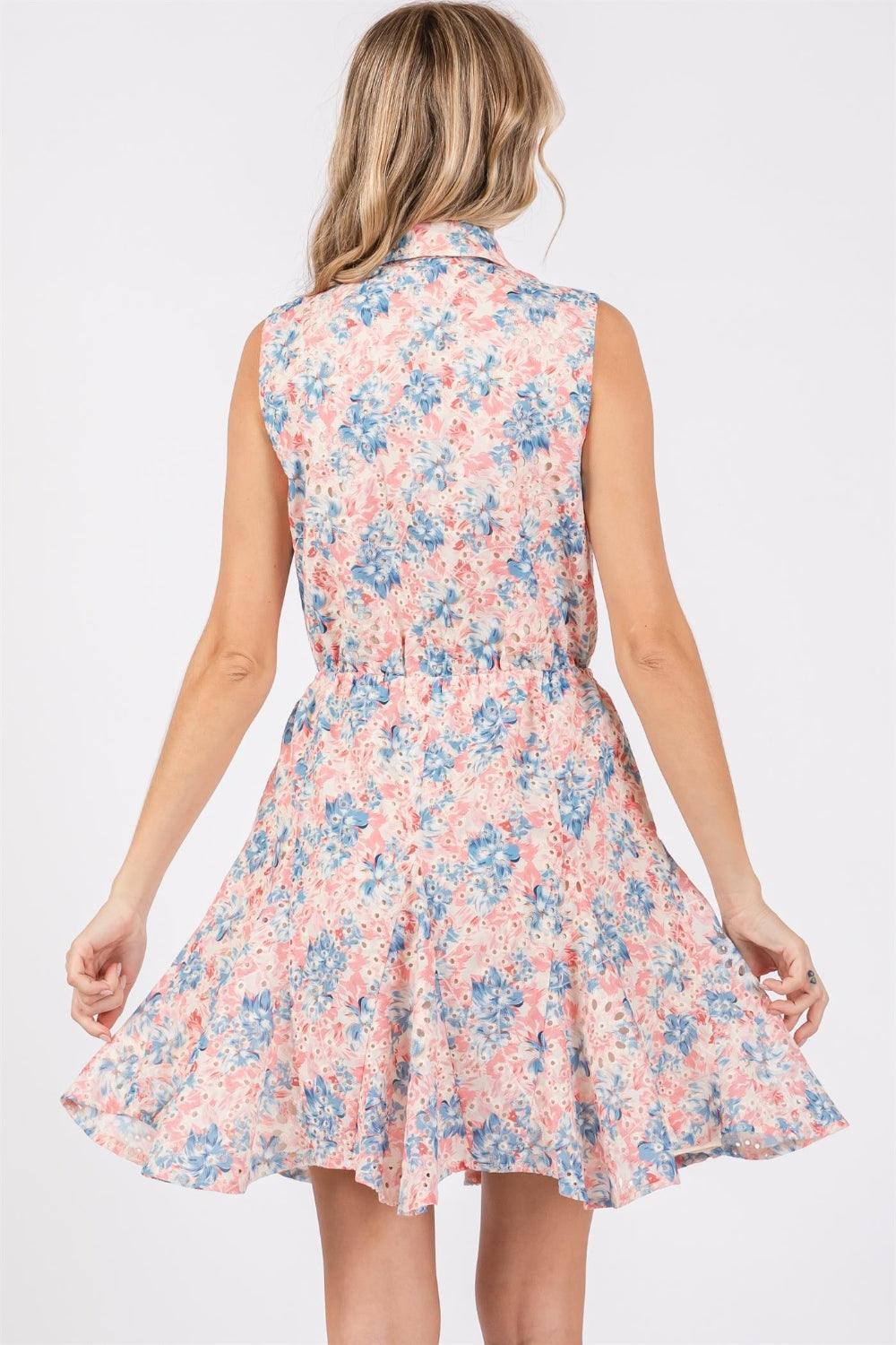 Robe courte sans manches à œillets et motif floral GeeGee