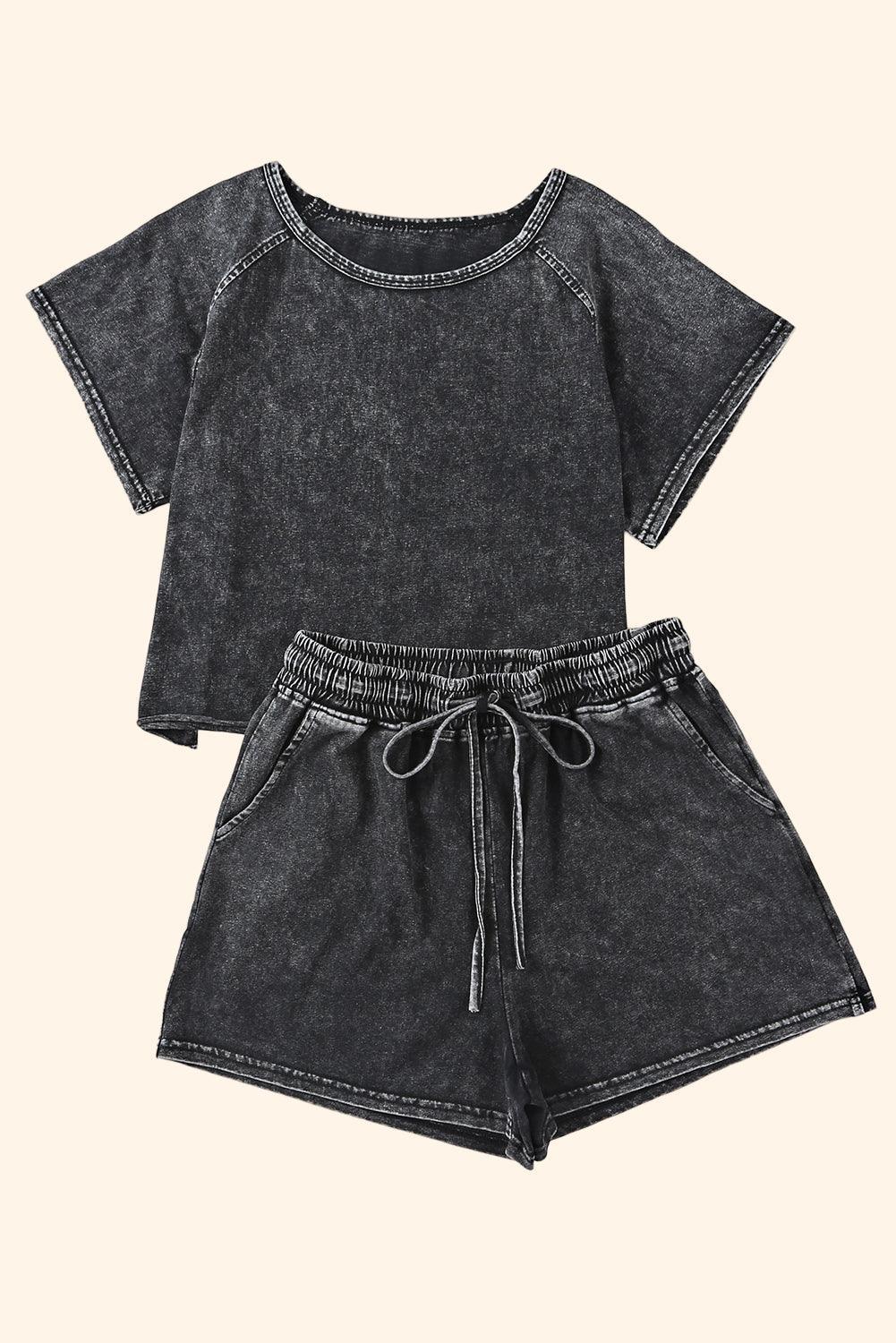 Ensemble de détente avec haut à col rond chiné et short
