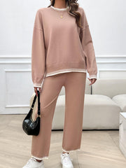 Ensemble pull-over à col rond et épaules tombantes Devine et pantalon
