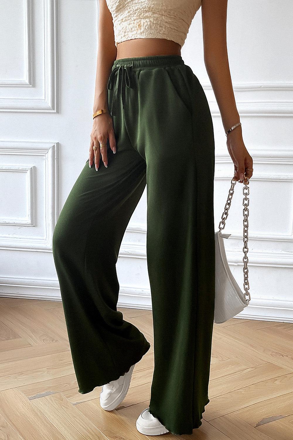 Pantalon à jambe large avec cordon de serrage et poches
