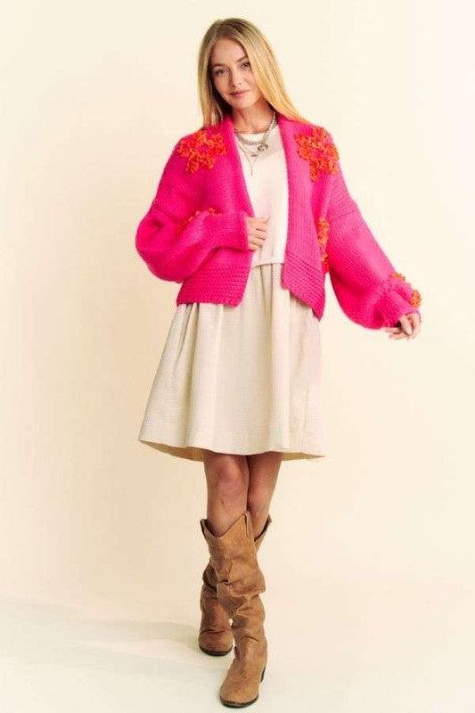 Cardigan ouvert à épaules tombantes avec appliques florales de Davi &amp; Dani