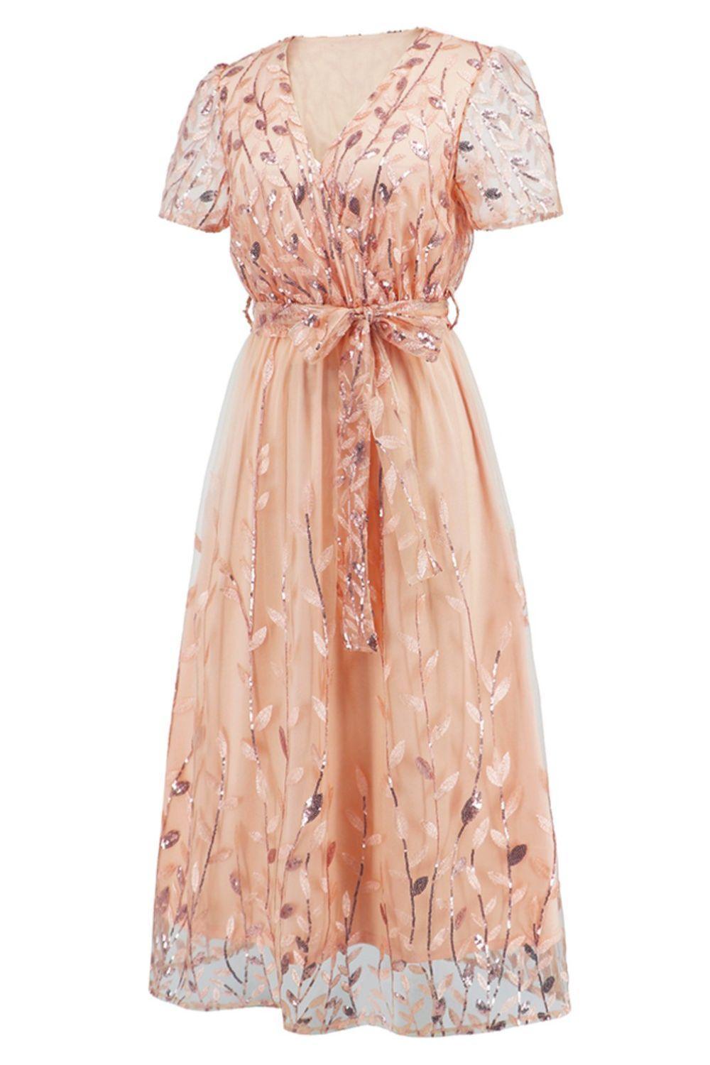 Robe à manches courtes avec broderie de feuilles à sequins et nœud sur le devant
