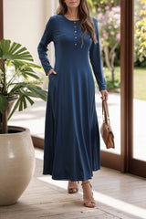 Robe longue à manches longues et col rond avec poches