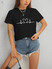 T-shirt à manches courtes et col rond avec motif cœur