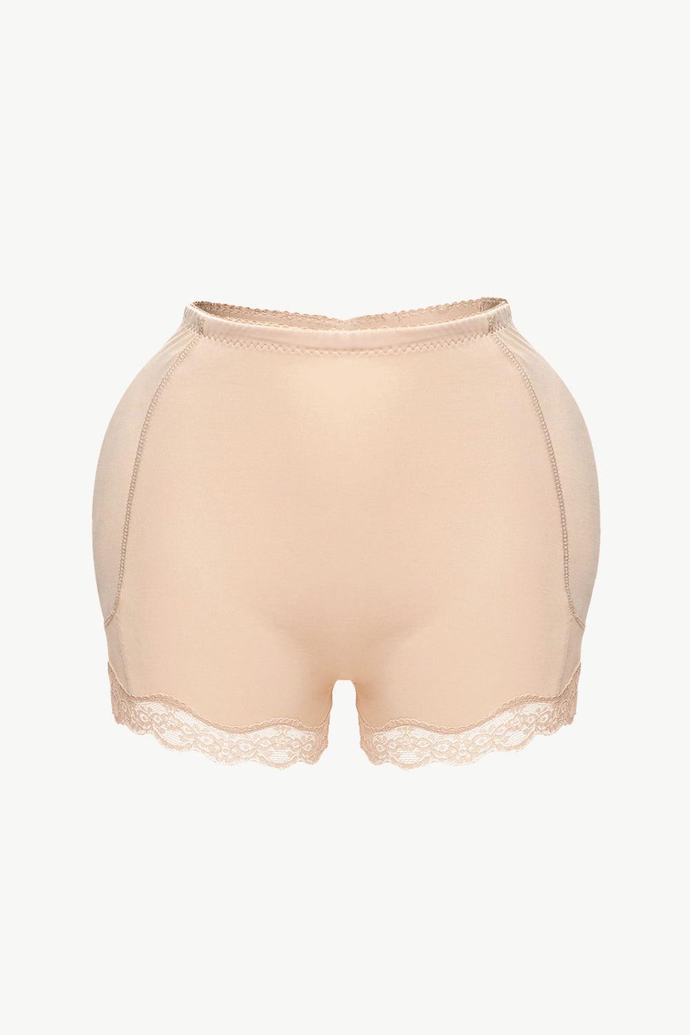 Short gainant avec bordure en dentelle pleine grandeur
