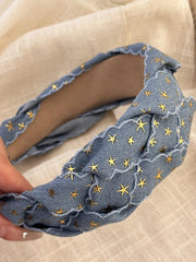 Bandeau large tressé en denim avec étoiles