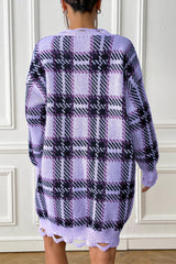 Robe pull à carreaux et col en V à manches longues