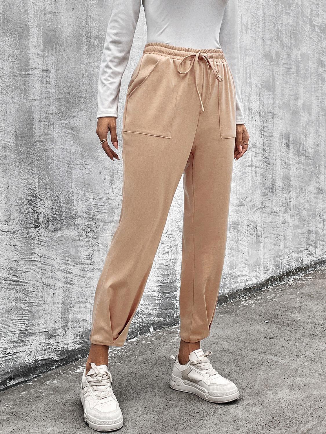 Pantalon droit avec cordon de serrage et poches