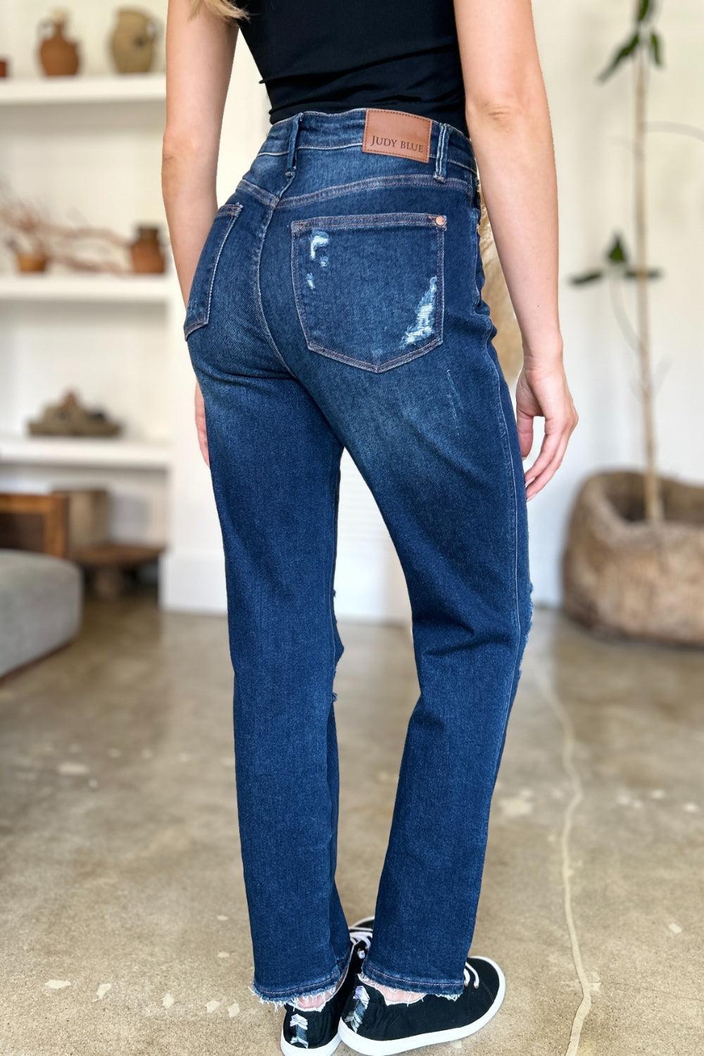 Jean droit taille haute rigide Judy Blue à effet destroy