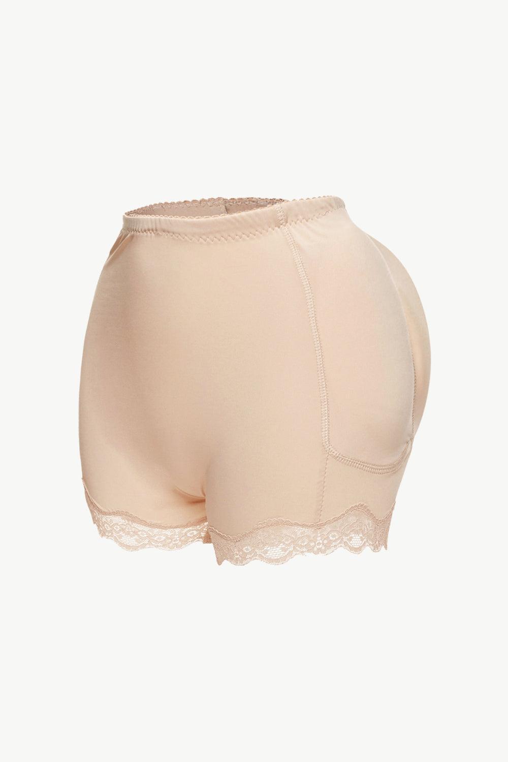 Short gainant avec bordure en dentelle pleine grandeur