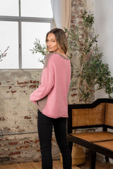 Pull à épaules tombantes et blocs de couleurs Sew In Love en taille réelle