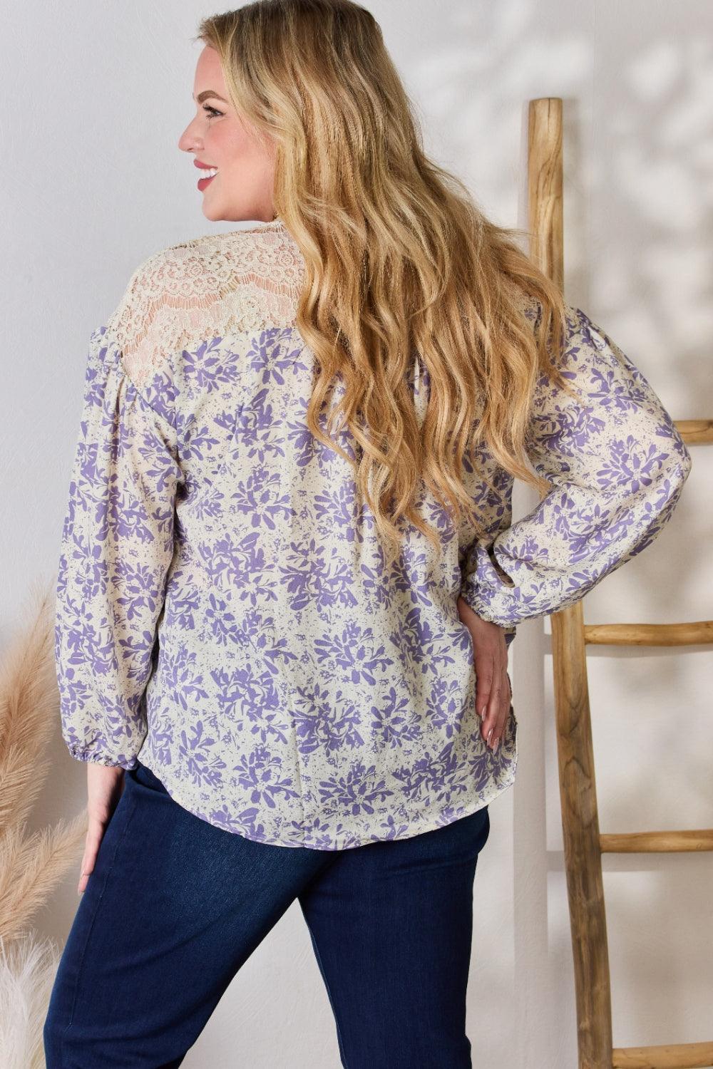 Chemisier imprimé à détails en dentelle taille réelle Hailey &amp; Co