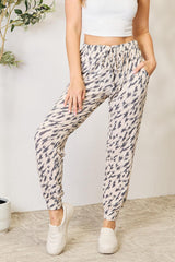 Pantalon à cordon de serrage imprimé Heimish taille réelle