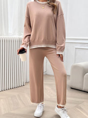 Ensemble pull-over à col rond et épaules tombantes Devine et pantalon
