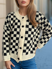 Cardigan à carreaux et col rond boutonné