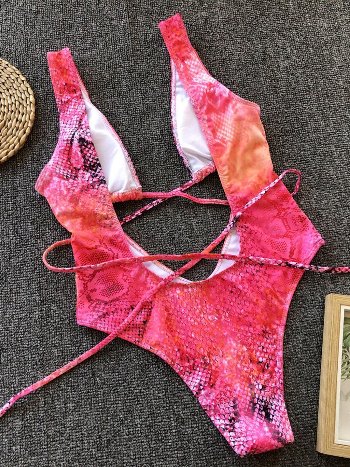 Maillot de bain une pièce à lacets et dos nu