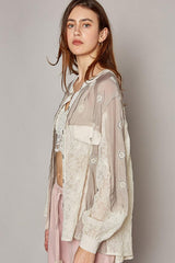 Chemise boutonnée à œillets POL