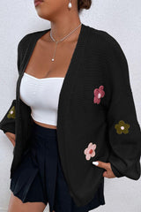 Cardigan ouvert sur le devant à épaules tombantes et appliqués floraux