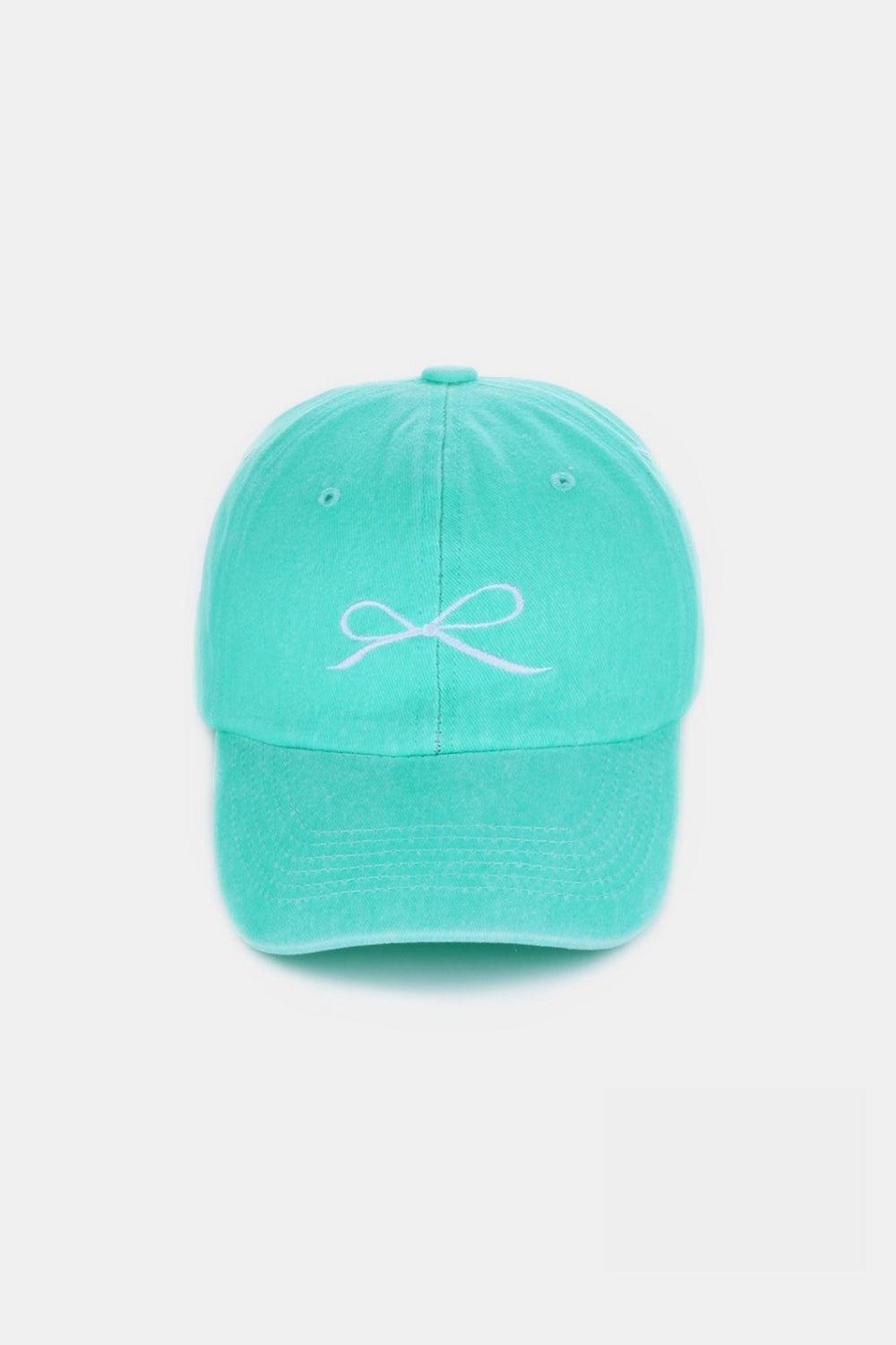 Casquettes en coton délavé brodées avec nœud Zenana