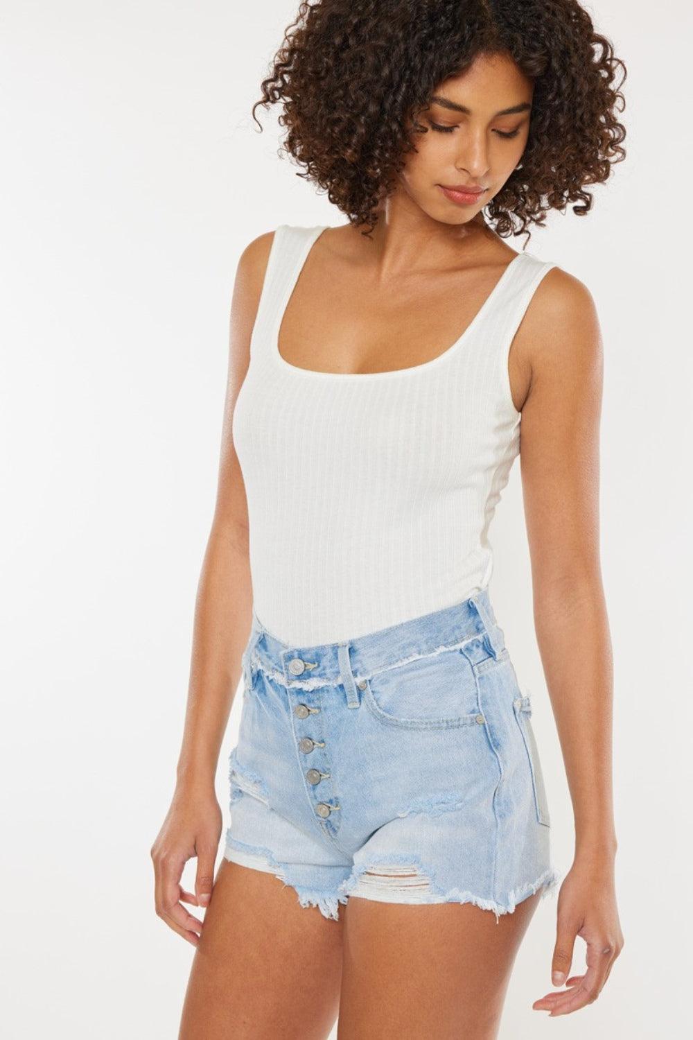 Short en jean à braguette boutonnée et effet vieilli Kancan