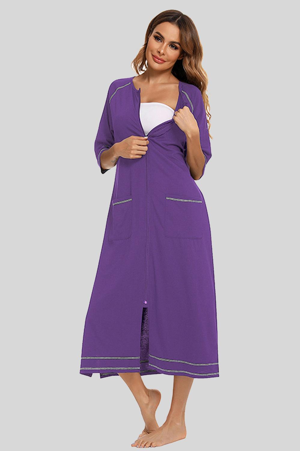 Robe de nuit fendue à col rond avec poches et fermeture éclair