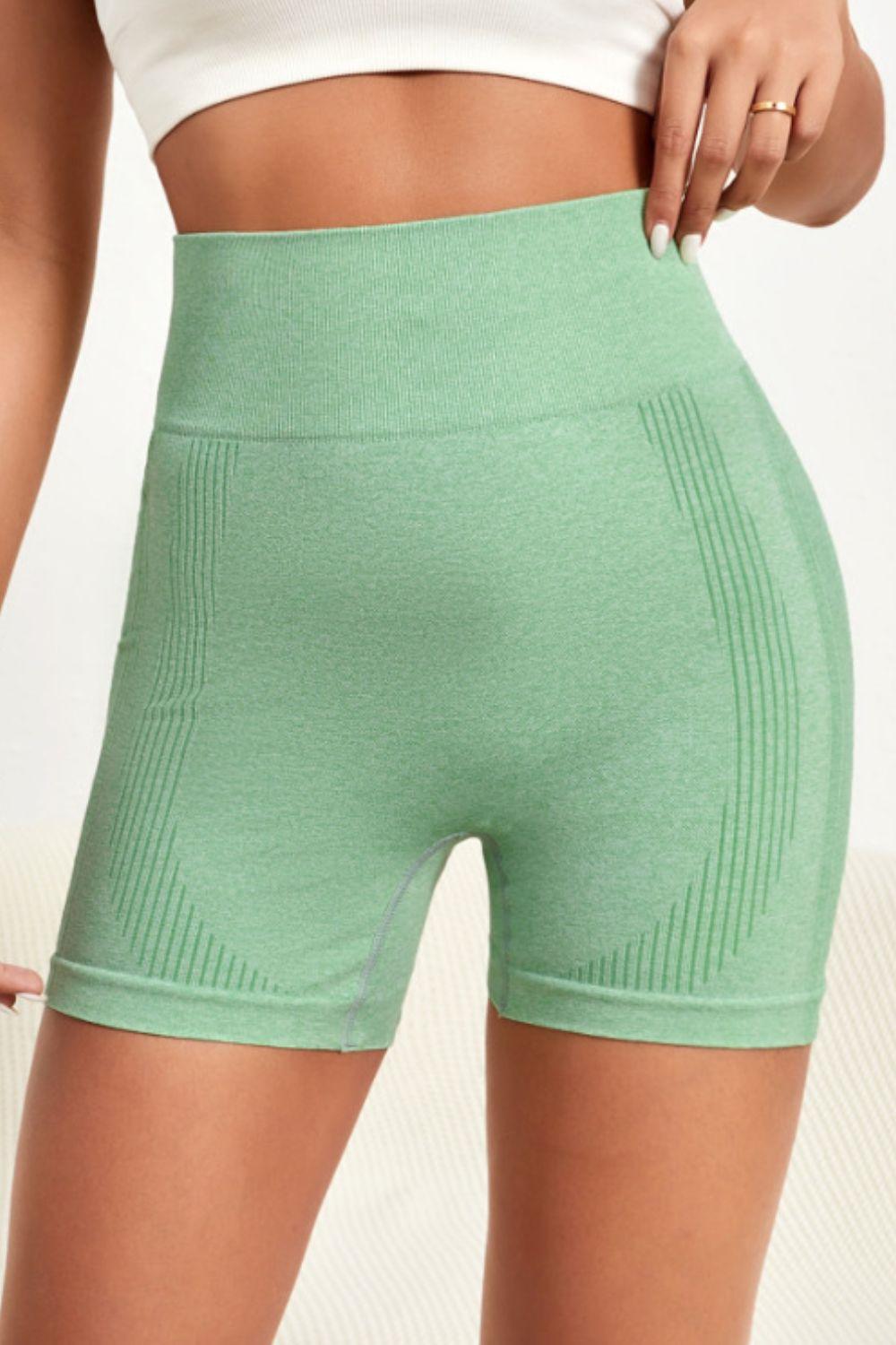 Short slim actif à taille large