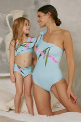Maillot de bain asymétrique Marina West Swim Vacay Mode en bleu pastel