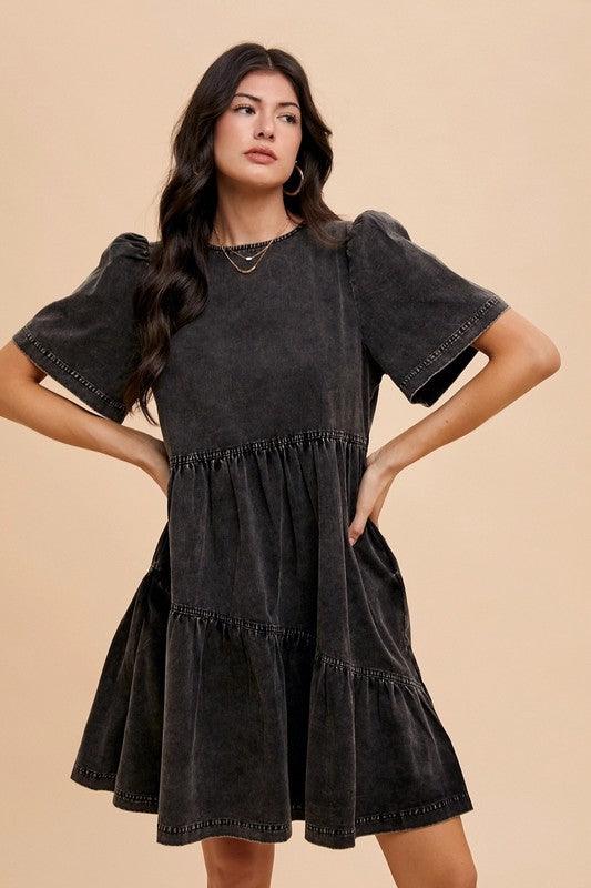 Robe en jean à manches courtes et col rond délavé minéral Annie Wear